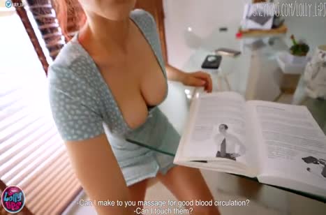 Сиськи Lolly Lips очень откровенно торчали из платья